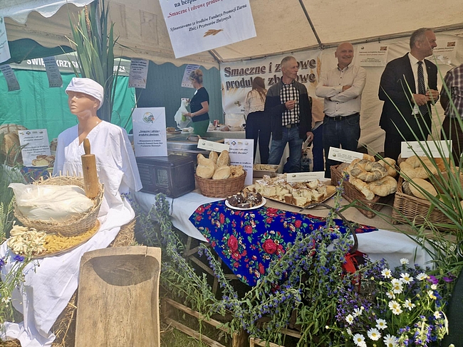 Stoisko promujące produkty zbożowe